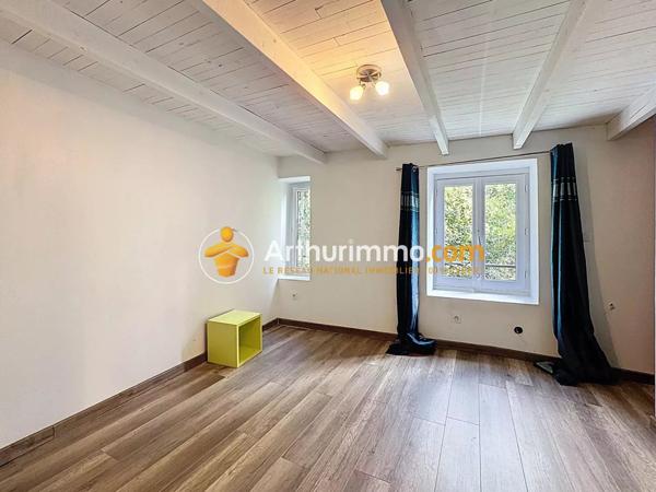 Vente Maison 5 pièces 147 m2 à Ruy-Montceau