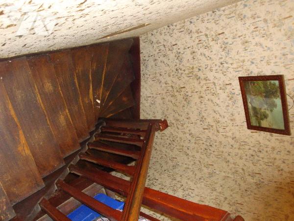 MOISSAC : centre ville, proche gare, maison T4, 3 chambres,  90 m2, et garage (45m2), jardin 140 m2.