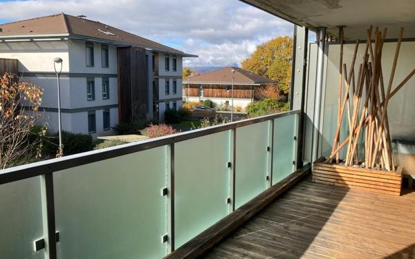 Appartement à louer    2 pièces • 47 m2 Chens-sur-Léman