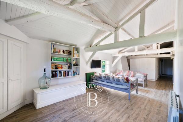Soustons, Maison 8 Chambres -  207 m² à vendre