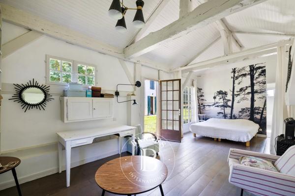 Soustons, Maison 8 Chambres -  207 m² à vendre