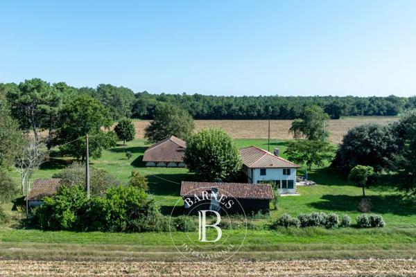 Soustons, Maison 8 Chambres -  207 m² à vendre