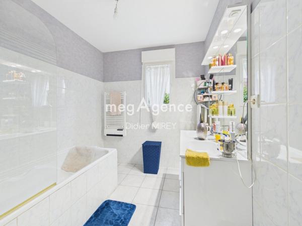 Maison à ARCIS-SUR-AUBE, 10700 - 4 pièces 99m²