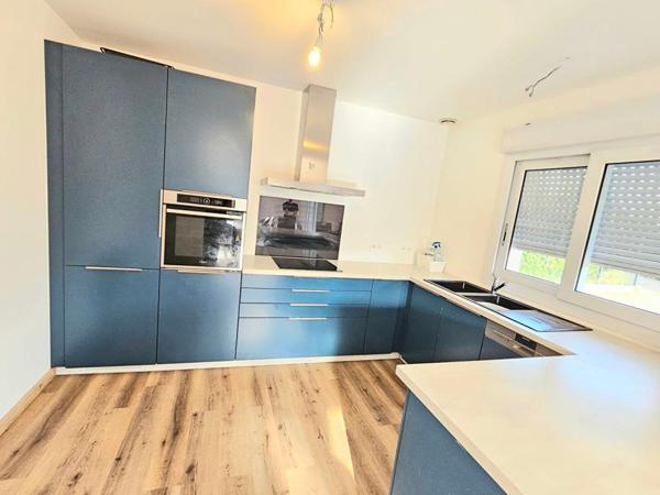 Baisse de Prix - Gaillon centre ville, au calme - Maison de 128 m2 - 4 chambres sur sous-sol total  - Terrain plat de 700 m2 - Prix : 291.000