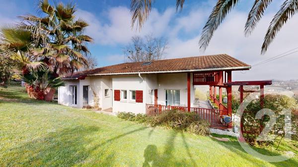 Maison à vendre  7 pièces - 177 m 2   VILLEFRANQUE  - 64