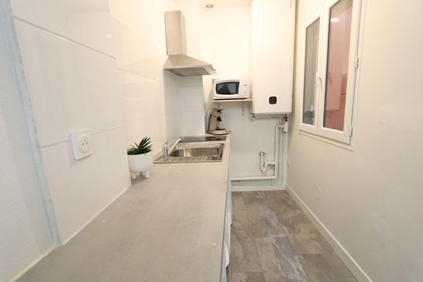 ORLEANS - CHARPENTERIE - Studio meublé - 19m² - calme
