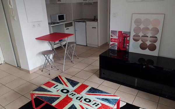 Appartement à louer    2 pièces •  Nîmes