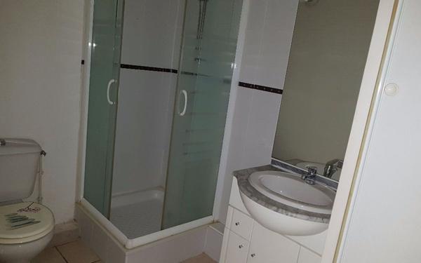 Appartement à louer    2 pièces •  Nîmes