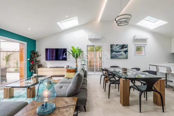 Centre ville- 10 min de l’océan -Maison familiale parfaitement rénovée, dépendance, garage, 5 chambres