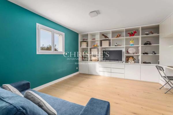 Centre ville- 10 min de l’océan -Maison familiale parfaitement rénovée, dépendance, garage, 5 chambres