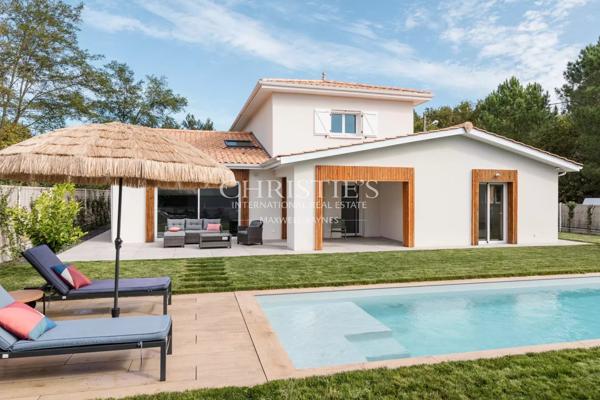 Centre ville- 10 min de l’océan -Maison familiale parfaitement rénovée, dépendance, garage, 5 chambres