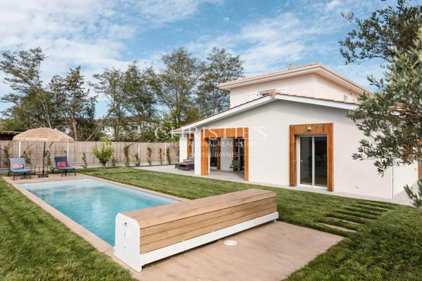 Centre ville- 10 min de l’océan -Maison familiale parfaitement rénovée, dépendance, garage, 5 chambres