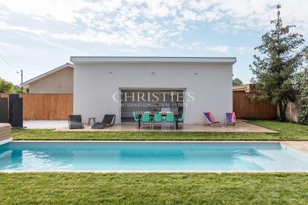 Centre ville- 10 min de l’océan -Maison familiale parfaitement rénovée, dépendance, garage, 5 chambres