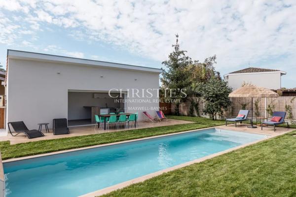 Centre ville- 10 min de l’océan -Maison familiale parfaitement rénovée, dépendance, garage, 5 chambres