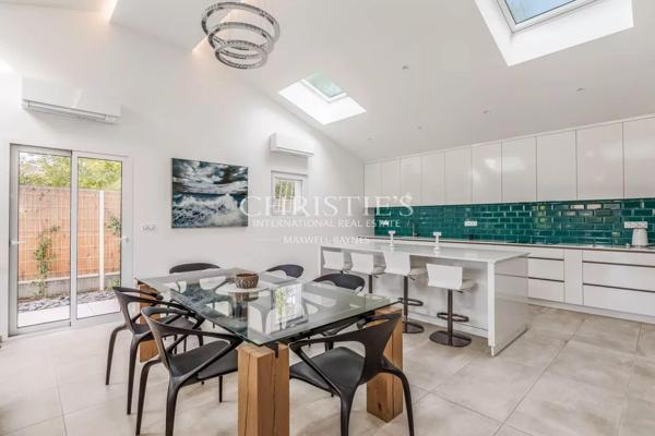 Centre ville- 10 min de l’océan -Maison familiale parfaitement rénovée, dépendance, garage, 5 chambres