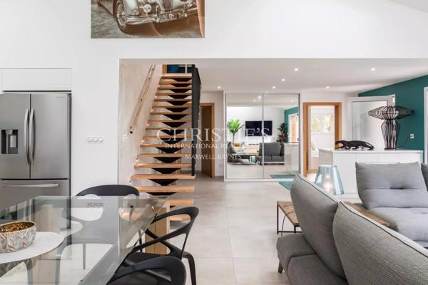 Centre ville- 10 min de l’océan -Maison familiale parfaitement rénovée, dépendance, garage, 5 chambres