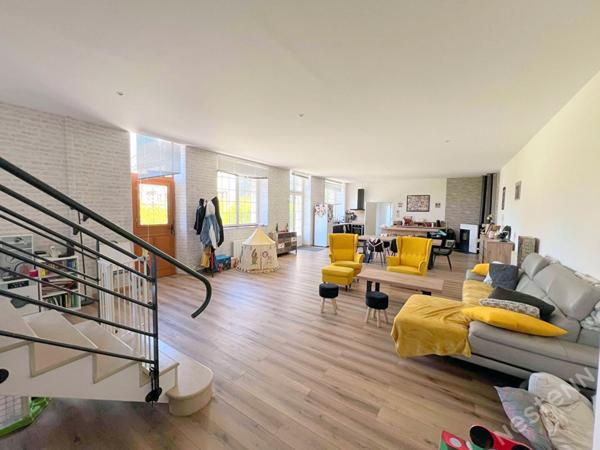 Maison ChARS PIECE A VIVRE DE 100 M! 7 MIN CHARS 10 pièce(s) 270 m2