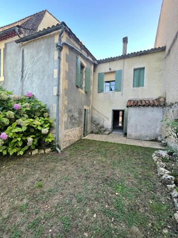 Maison située à Lanquais, proche LALINDE