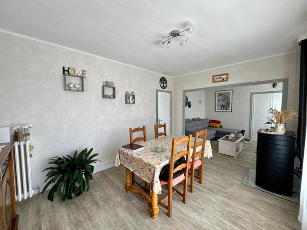 Pavillon 3 chambres avec terrain de 594m²