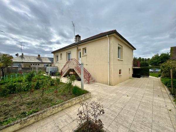 Pavillon 3 chambres avec terrain de 594m²