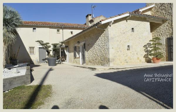 Département Gers (32) A vendre Condom propriété P7 210 m²- Terrain 5 483 m²