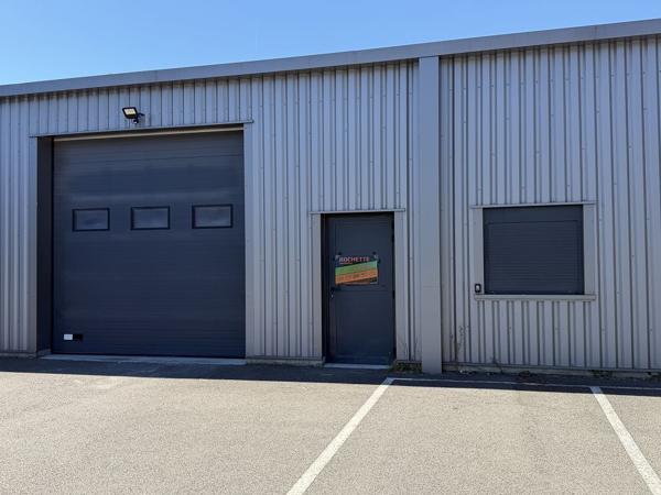 Local professionnel - ANDREZIEUX BOUTHEON
