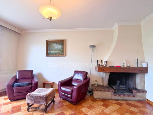 Grande maison familiale 5 chambres + bureau, jardin Ouest & double garage, gare à 10 min