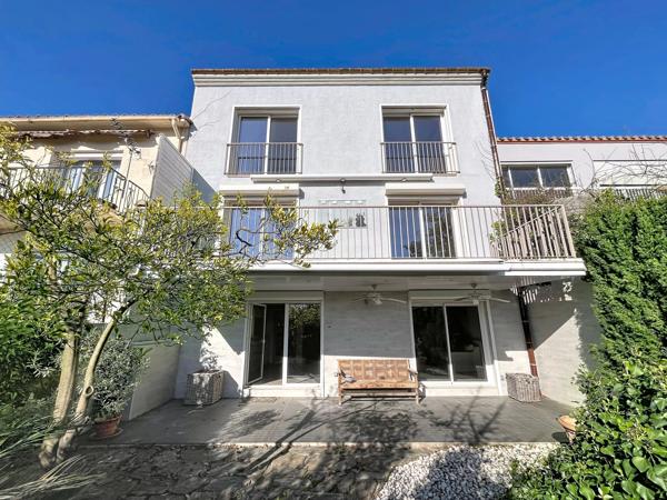 ELEGANTE MAISON DE VILLE RENOVÉE, PERPIGNAN
