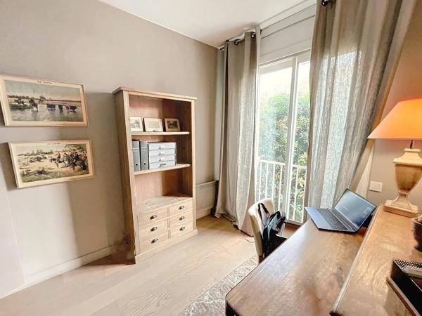 ELEGANTE MAISON DE VILLE RENOVÉE, PERPIGNAN