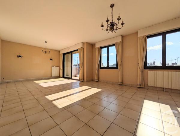 Appartement à vendre  4 pièces - 107,20 m2 CHATEAUROUX - 36
