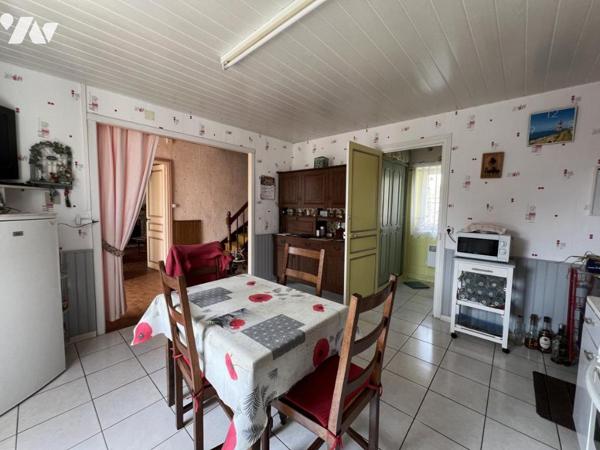 ETABLES SUR MER -  Maison ancienne sur terrain de 1957 m²