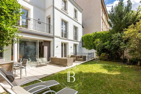 Boulogne-Billancourt, Maison 7 Chambres -  380 m² à vendre