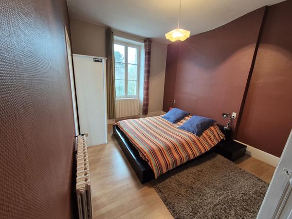 Maison 7 pièces - 300 m²