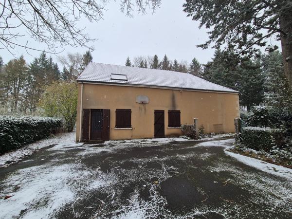 Maison 7 pièces - 300 m²