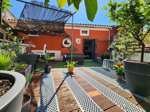 Vente                                                      Maison
                        
                     8 pièces                      189 m2                     à Pouzols