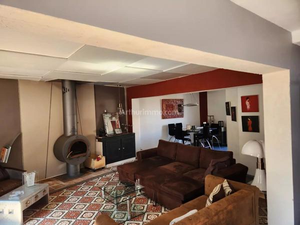 Vente                                                      Maison
                        
                     8 pièces                      189 m2                     à Pouzols