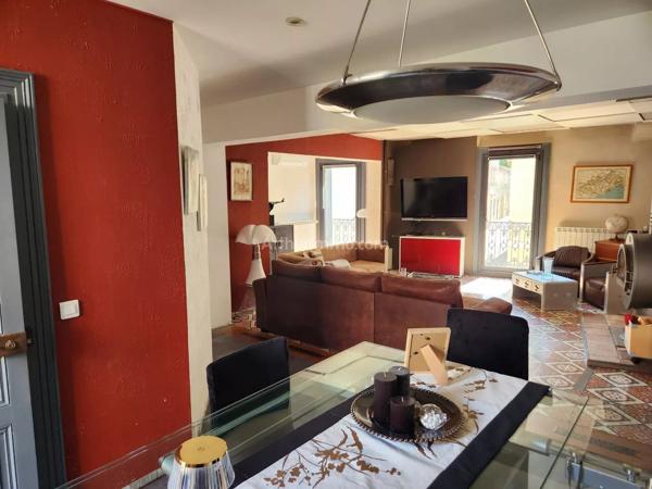 Vente                                                      Maison
                        
                     8 pièces                      189 m2                     à Pouzols