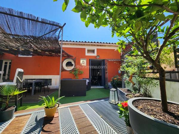 Vente                                                      Maison
                        
                     8 pièces                      189 m2                     à Pouzols