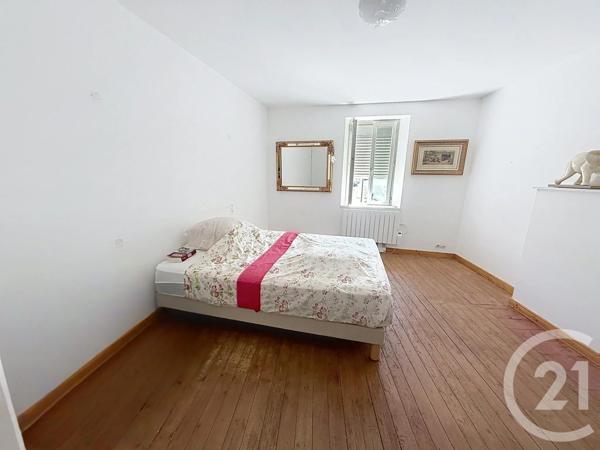 Maison à vendre  4 pièces - 79,32 m 2   MONTREVAULT SUR EVRE  - 49