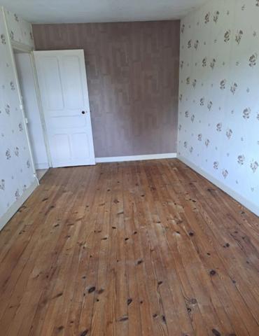 Maison à vendre 5 pièces DROUX (87)