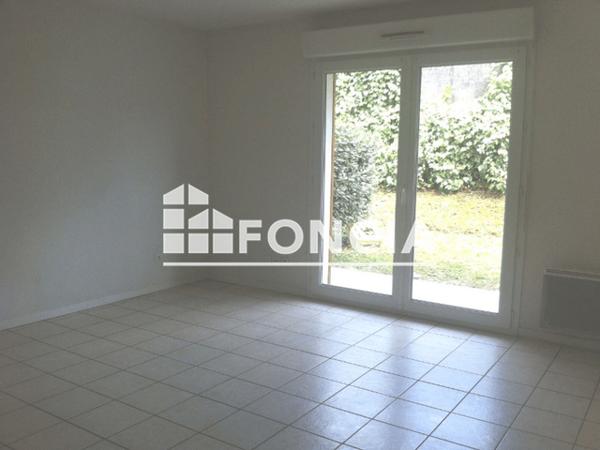 Location Studio 26.55 m² - 76 BIS RUE LAPEYRERE Orthez 64300