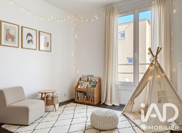 Appartement à vendre 4 pièces 97 m² Maurepas