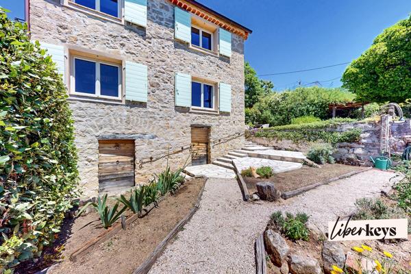 🏡 BERRE-LES-ALPES – VILLA DE CHARME AVEC VUE PANORAMIQUE, DÉPENDANCES ET GARAGE XXL