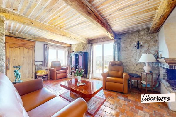 🏡 BERRE-LES-ALPES – VILLA DE CHARME AVEC VUE PANORAMIQUE, DÉPENDANCES ET GARAGE XXL
