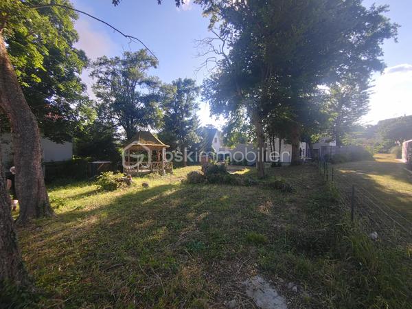 Terrain de 730 m²