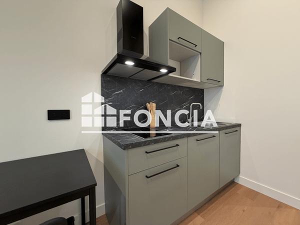 Location Studio meublé 23.34 m² - 13 RUE VICTOR HUGO Perigueux 24000