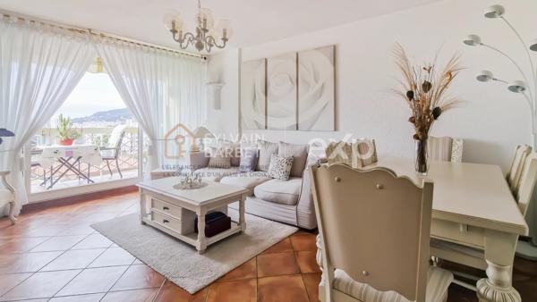 83160 LA VALETTE DU VAR - APPARTEMENT 3 PIECES AVEC TERRASSE ET CAVE - PARKING PRIVATIF EN SUS - BUS n° 31 - 129 - TL09 - TL11 -