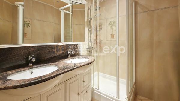 83160 LA VALETTE DU VAR - APPARTEMENT 3 PIECES AVEC TERRASSE ET CAVE - PARKING PRIVATIF EN SUS - BUS n° 31 - 129 - TL09 - TL11 -