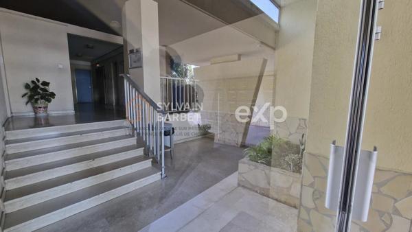 83160 LA VALETTE DU VAR - APPARTEMENT 3 PIECES AVEC TERRASSE ET CAVE - PARKING PRIVATIF EN SUS - BUS n° 31 - 129 - TL09 - TL11 -