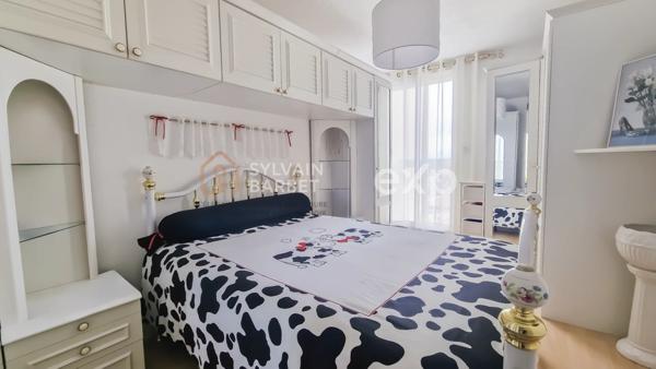 83160 LA VALETTE DU VAR - APPARTEMENT 3 PIECES AVEC TERRASSE ET CAVE - PARKING PRIVATIF EN SUS - BUS n° 31 - 129 - TL09 - TL11 -